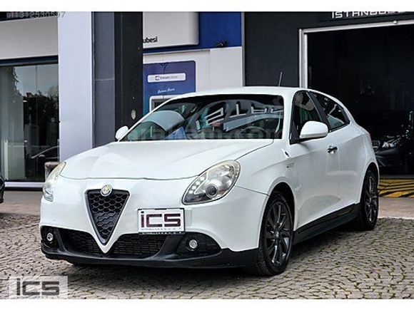 -İCS-2013 ALFA ROMEO Giulietta 1.4 TB MultiAir Distinctive TCT