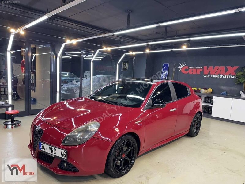 ERDAL YAŞAR MOTORSDAN SUNROOFLU ALFA ROMEO 4