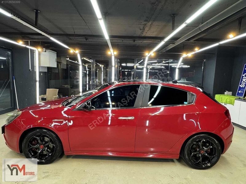 ERDAL YAŞAR MOTORSDAN SUNROOFLU ALFA ROMEO 7