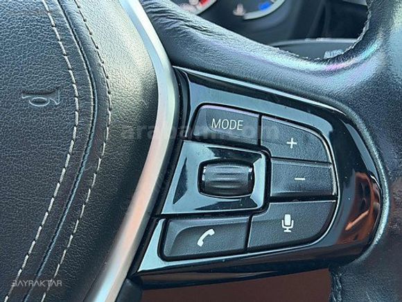 BAYRAKTAR'DAN 2018 BMW 520 d xDRİVE LUXURY LİNE İÇ TABA