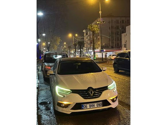 Sahibinden Renault Megane 1.5 Blue DCI Icon 2020 Model 