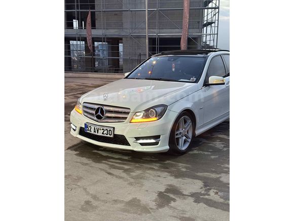 Sahibinden Mercedes - Benz C 180 Kompressor BlueEfficiency AMG 2012 Model  240.000 km Beyaz