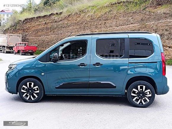 2025 MODEL OTOMATİK COMBO ULTİMATE CAM TAVAN 18000KM HATASIZ
