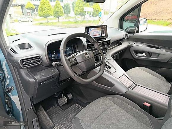 2025 MODEL OTOMATİK COMBO ULTİMATE CAM TAVAN 18000KM HATASIZ