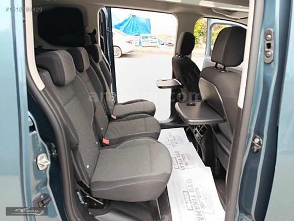 2025 MODEL OTOMATİK COMBO ULTİMATE CAM TAVAN 18000KM HATASIZ