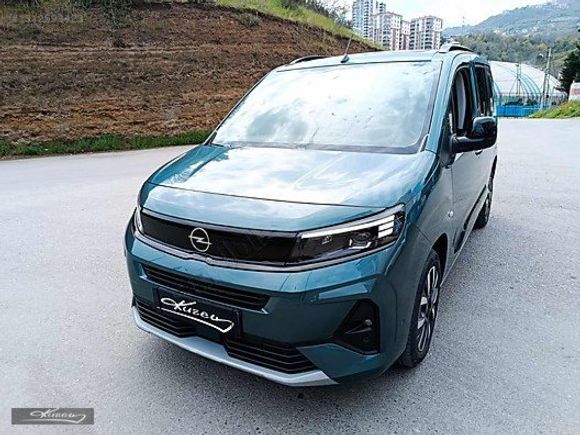 2025 MODEL OTOMATİK COMBO ULTİMATE CAM TAVAN 18000KM HATASIZ
