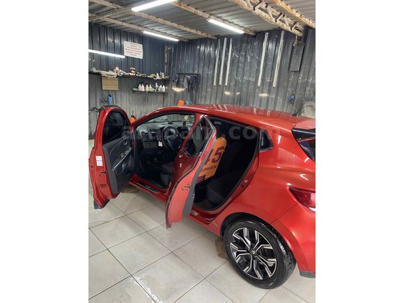 Sahibinden Renault Clio 1.5 dCi Joy 2015 Model Antalya 140.000 km Kırmızı