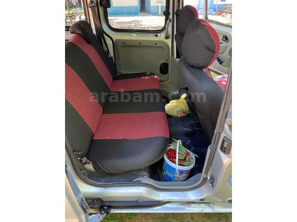 Otomobil ruhsatlı Kangoo Multix 1.5 Dci