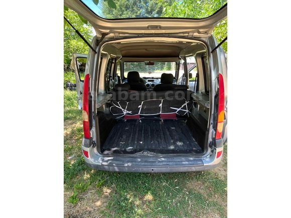 Otomobil ruhsatlı Kangoo Multix 1.5 Dci