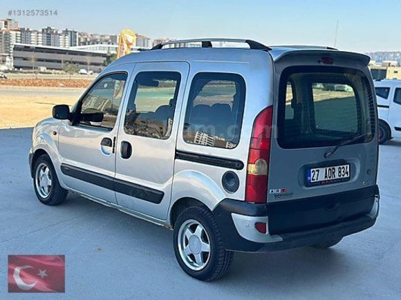 Otomobil ruhsatlı Kangoo Multix 1.5 Dci