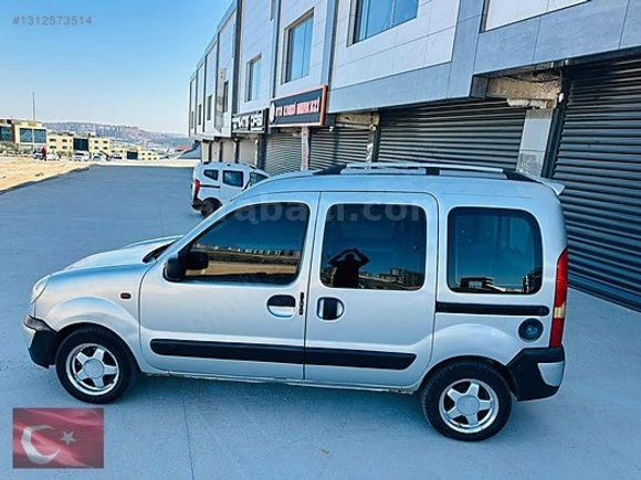 Otomobil ruhsatlı Kangoo Multix 1.5 Dci