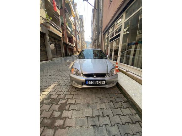 Sahibinden Honda Civic 1.4 i S 2000 Model 
