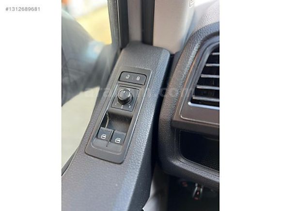 VOLKSWAGEN TRANSPORTER 2.0 TDI CAMLIVAN