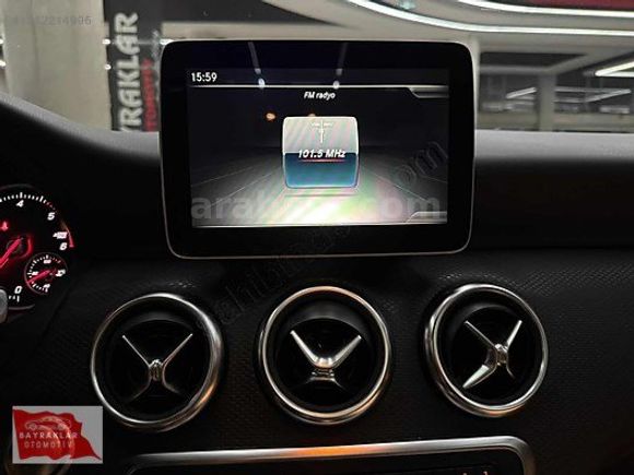 BAYRAKLAR'DAN 2017 MERCEDES A180 D STYLE CAM TAVAN/GERİ GÖRÜŞ