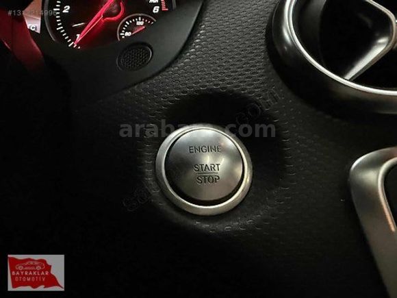 BAYRAKLAR'DAN 2017 MERCEDES A180 D STYLE CAM TAVAN/GERİ GÖRÜŞ