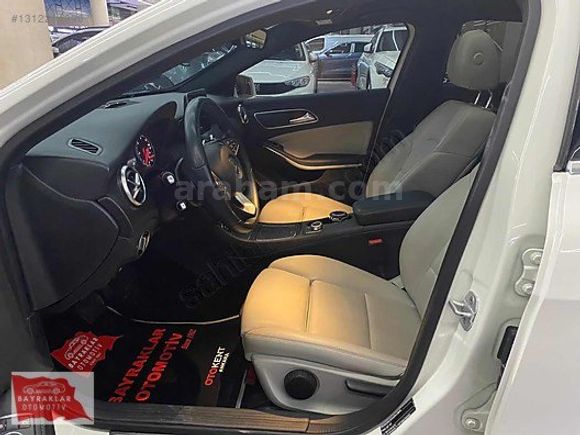 BAYRAKLAR'DAN 2017 MERCEDES A180 D STYLE CAM TAVAN/GERİ GÖRÜŞ