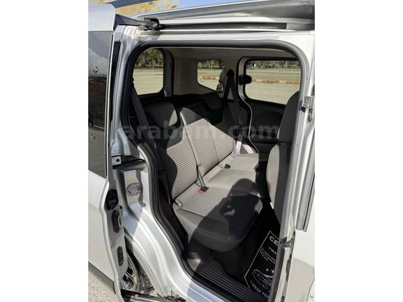 Sahibinden Ford Tourneo Courier 1.5 TDCi Titanium Plus 2023 Model 