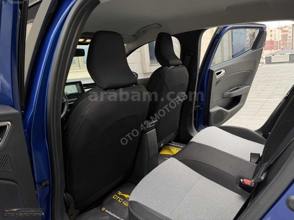 OTO42 MOTORS-2024 RENAULT CLİO EVOLUTİON-HATASIZ-33.000 KM