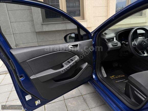 OTO42 MOTORS-2024 RENAULT CLİO EVOLUTİON-HATASIZ-33.000 KM