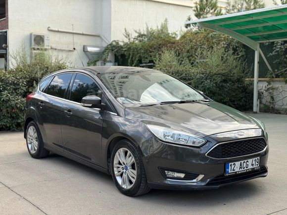 Sahibinden Ford Focus 1.6 Ti-VCT Trend X 2015 Model  166.000 km Gri