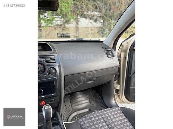 2008 HATASIZ DEĞİŞENSİZ 1.6 DİZEL RENAULT MEGANE