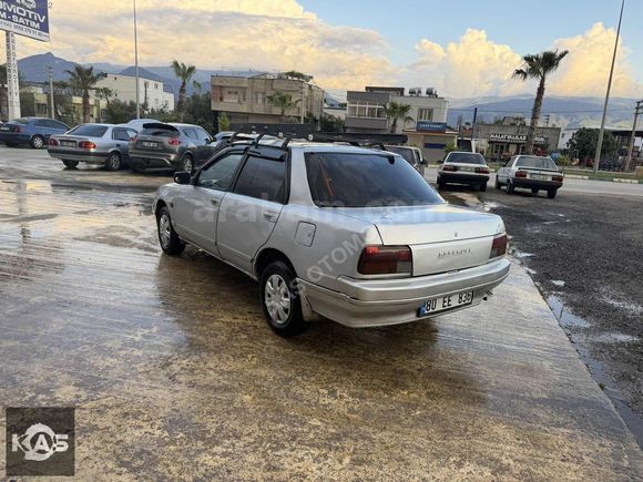 Daihatsu applause 1991 model