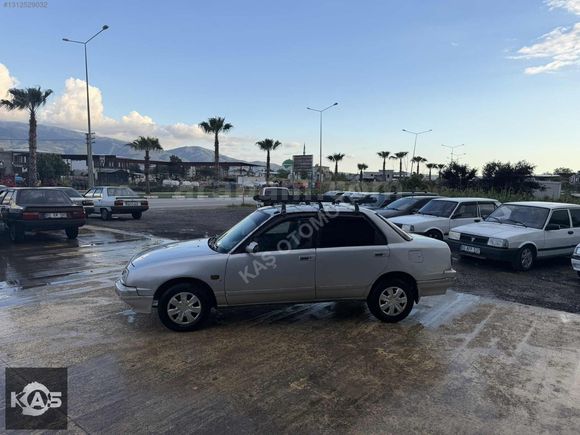 Daihatsu applause 1991 model