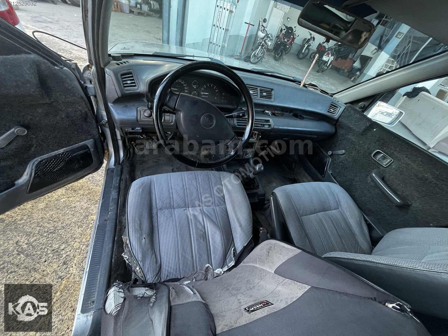 Galeriden Daihatsu Applause 1.6 Li 1991 Model Osmaniye 240.000 km Gri 3