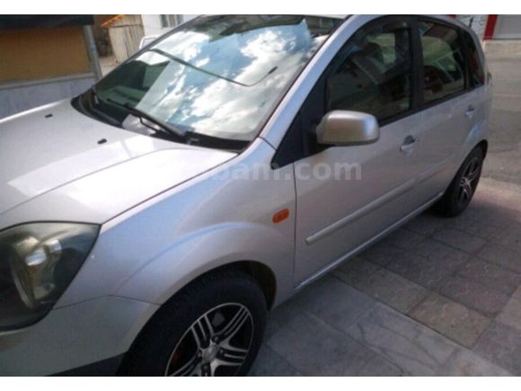 FIRSAT ARACIFord Fiesta 1.4 TDCi Comfort 2007 Model  Gri (Gümüş)