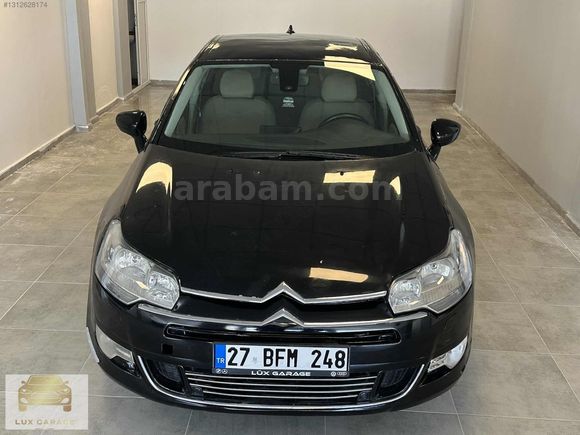 LUX GARAGEDEN C5