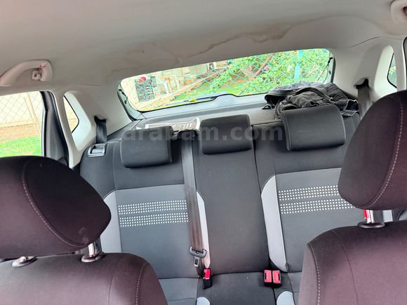  Volkswagen Polo 1.4 Chrome Edition 2013 Model 