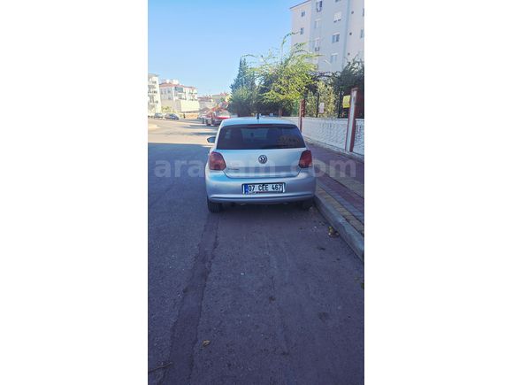  Volkswagen Polo 1.4 Chrome Edition 2013 Model 