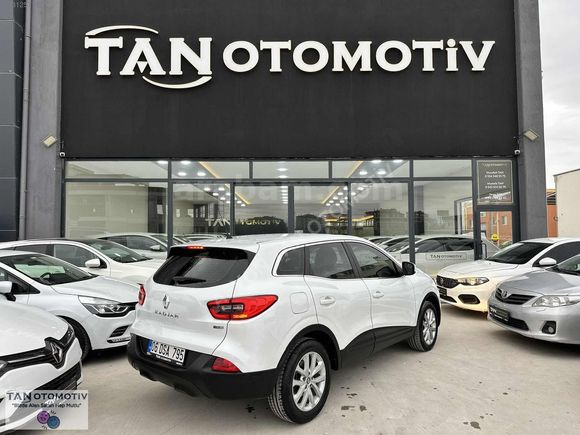2015-RENAULT-KADJAR-1.5DCİ-TOUCH-EDC-EMSALSİZ-TEMİZLİK-122'KM