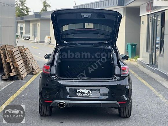 CEY AUTO'DAN 2025 CLİO/1.0TCE/TECHNO/18.000KM/HATASIZ-GARANTİLİ