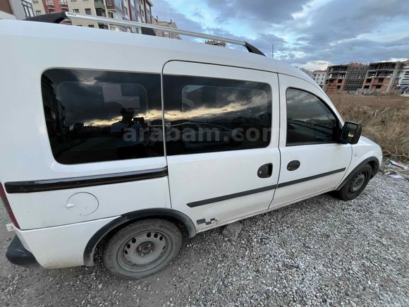 Sahibinden otomobil ruhsatlı Opel Combo Model 