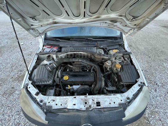 Sahibinden otomobil ruhsatlı Opel Combo Model 