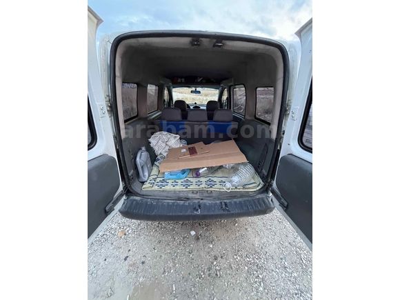 Sahibinden otomobil ruhsatlı Opel Combo Model 