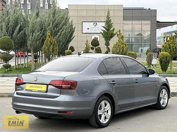 EMİN GALERİ'den 2017 MODEL VW JETTA 1.2 TSI TRENDLINE