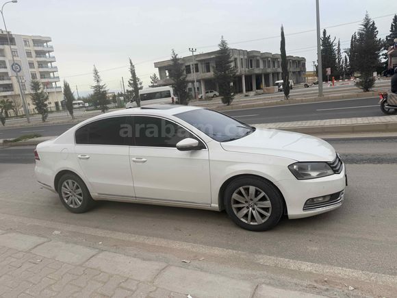 Sahibinden Volkswagen Passat 2.0 TDi BlueMotion Comfortline 2012 Model  272.000 km Beyaz