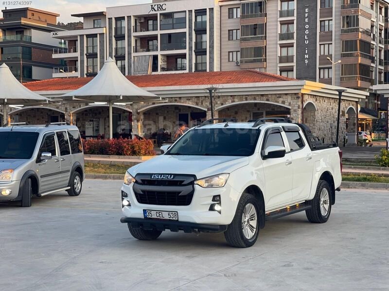 Galeriden Isuzu D-Max 1.9 D 4x2 V-Life 2021 Model Manisa 229.000 km Beyaz