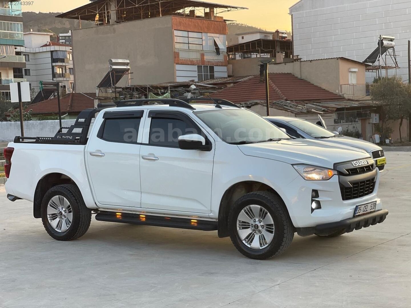 Galeriden Isuzu D-Max 1.9 D 4x2 V-Life 2021 Model Manisa 229.000 km Beyaz 3