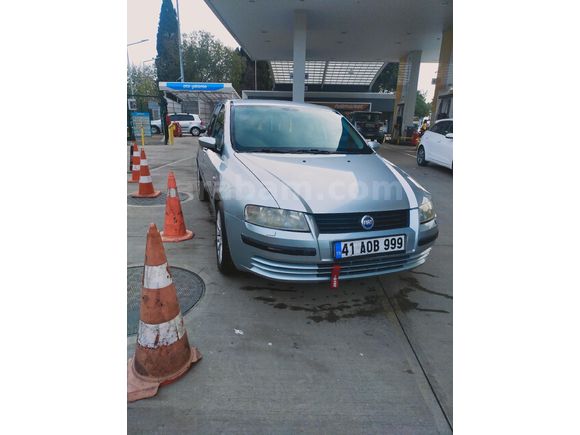 Sahibinden Fiat Stilo 1.4 Active 2006 Model  175.000 km Gri
