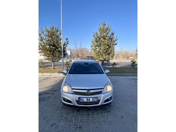 Sahibinden Opel Astra 1.6 Enjoy 111.Yıl 2012 Model
