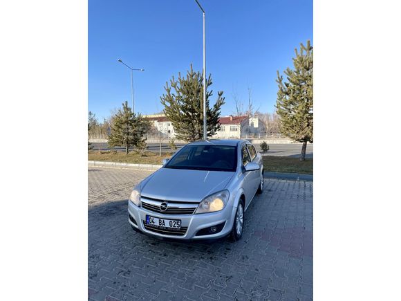 Sahibinden Opel Astra 1.6 Enjoy 111.Yıl 2012 Model
