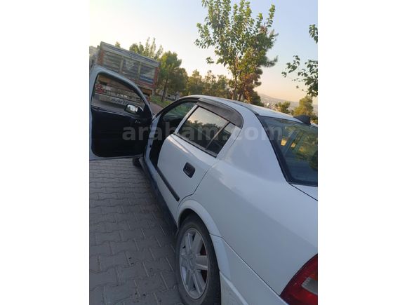 Sahibinden Opel Astra 1.6 2004 Model