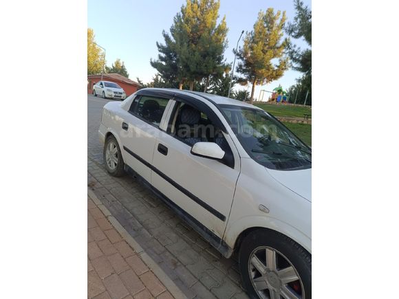 Sahibinden Opel Astra 1.6 2004 Model