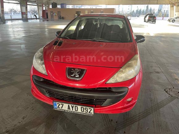 Sahibinden Peugeot 206+ 1.4 Urban Move 2012 Model 