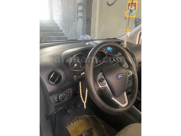Sahibinden Ford Tourneo Courier 1.6 TDCi Titanium Plus 2016 Model 