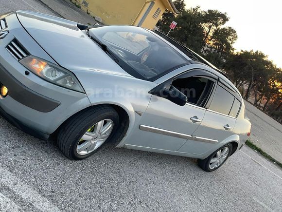 Sahibinden Renault Megane 1.6 Dynamique 2004 Model