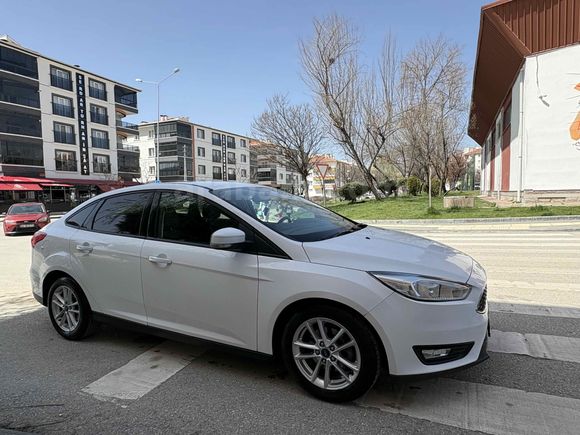 2017 MODEL DİZEL OTOMATİK KUSURSUZ 2018 ÇIKIŞLI 83,500 KM